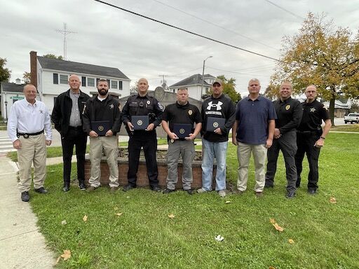 FBI present certificates of appreciation PPD and MCSD officers